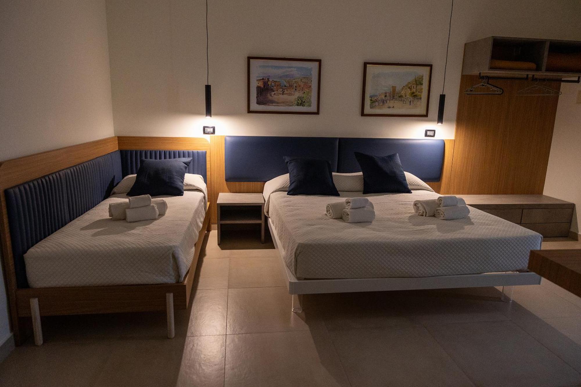 Villa Iris Giardini-Naxos Exterior foto